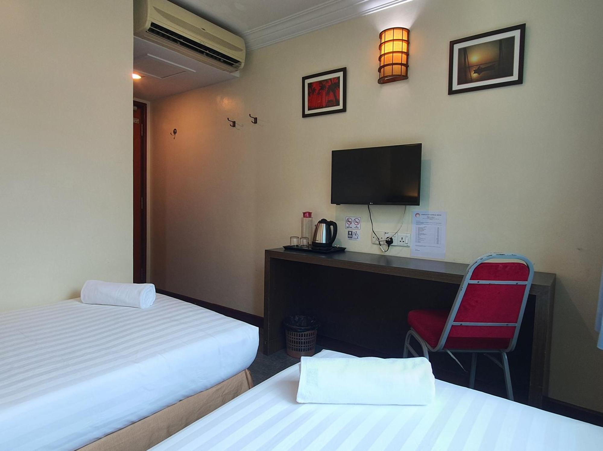 Capital O 90939 Sandakan Central Hotel ภายนอก รูปภาพ